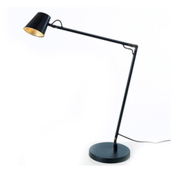 Tokyo skrivebordslampe med fod. Sort. 3000K/94,7Ra.