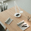 Luxo Motus Flat bordlampe hvid